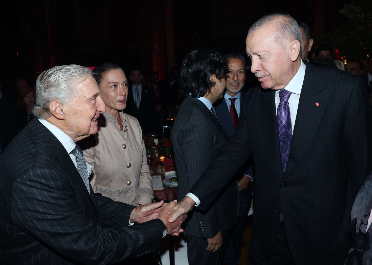 Cumhurbaşkanı Erdoğan New York'ta önemli isimlerle bir araya geldi: Rahmi Koç, Hamdi Ulukaya, Alperen Şengün ve Mehmet Öz de katıldı 5