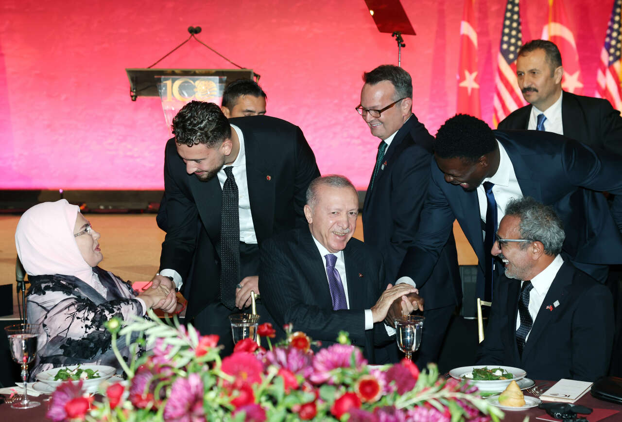 Cumhurbaşkanı Erdoğan New York'ta önemli isimlerle bir araya geldi: Rahmi Koç, Hamdi Ulukaya, Alperen Şengün ve Mehmet Öz de katıldı 4
