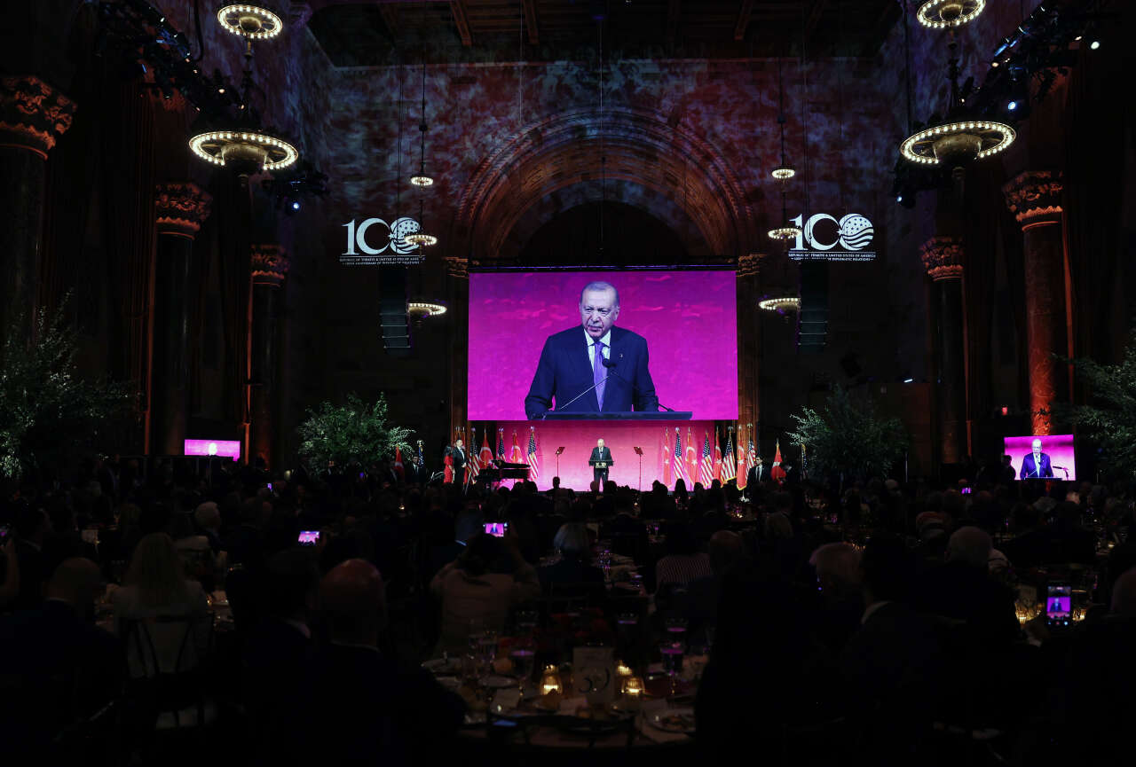 Cumhurbaşkanı Erdoğan New York'ta önemli isimlerle bir araya geldi: Rahmi Koç, Hamdi Ulukaya, Alperen Şengün ve Mehmet Öz de katıldı 8