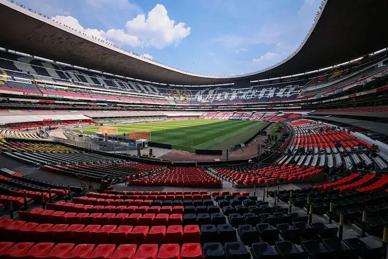 Dünyanın en büyük stadyumları belli oldu! Zirvede sürpriz bir ülke var! Birçok ilçeden daha büyük, 150 bin kişi sığıyor 18