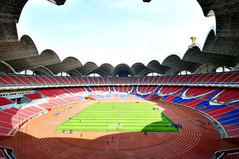 Dünyanın en büyük stadyumları belli oldu! Zirvede sürpriz bir ülke var! Birçok ilçeden daha büyük, 150 bin kişi sığıyor 20