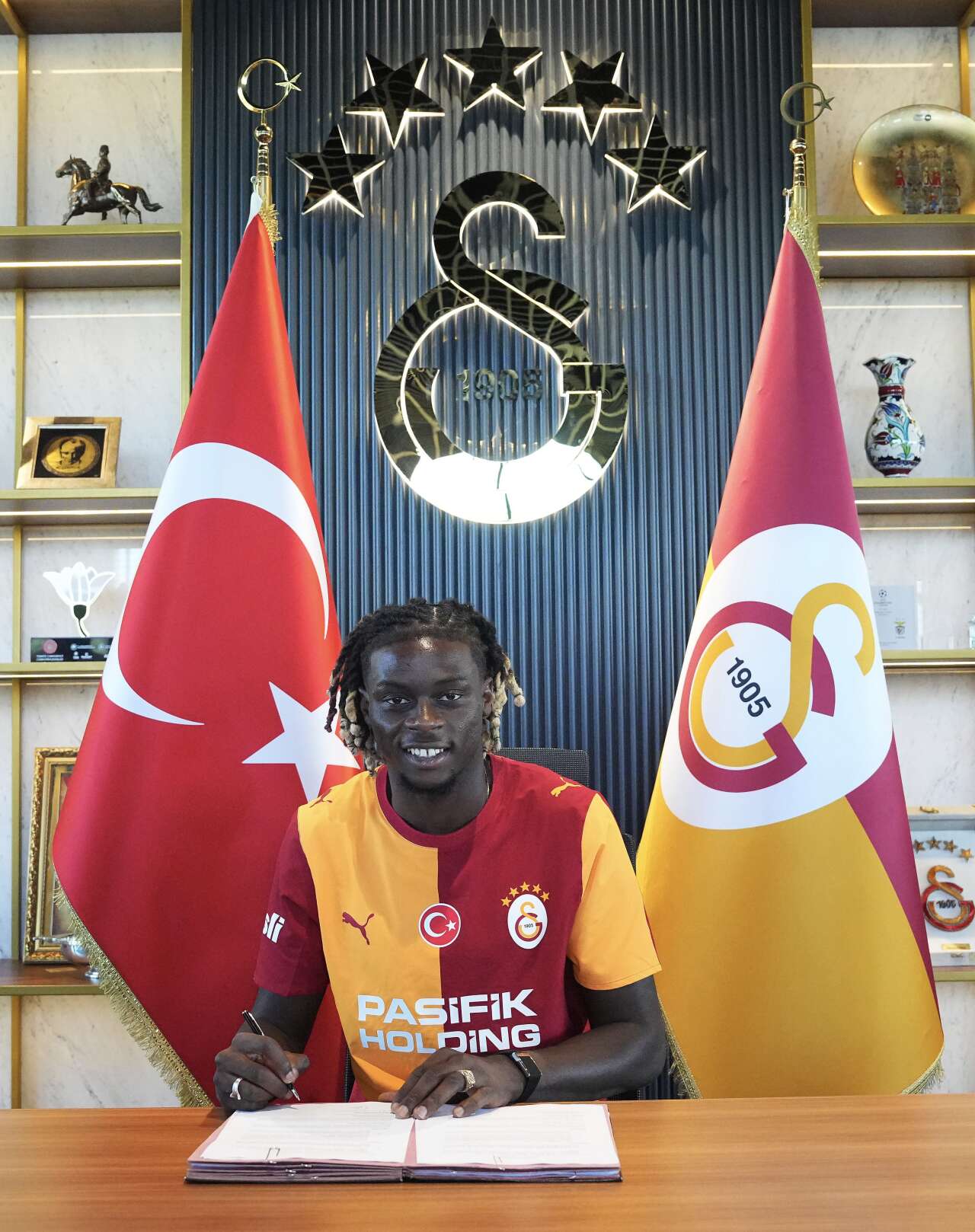 Dursun Özbek'i Asensio, Guendouzi ve Kante yakacak: Koskoca 3 ayı boş geçti 3