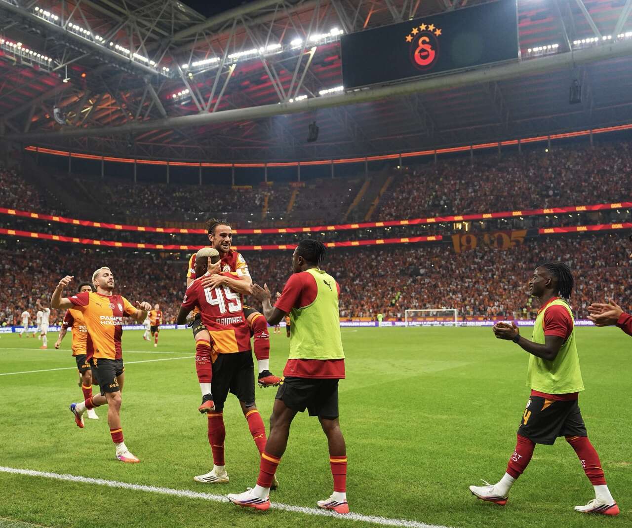 Dursun Özbek'i Asensio, Guendouzi ve Kante yakacak: Koskoca 3 ayı boş geçti 4