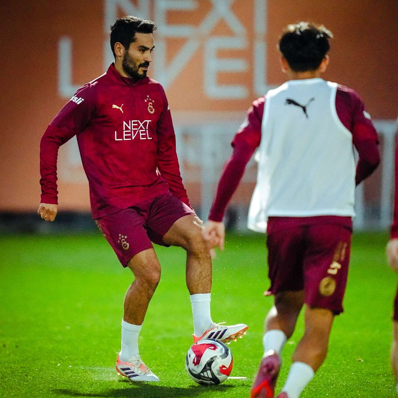 Dursun Özbek 50 M.€'luk iki transferi geri gönderiyor: Hocam sakın oynatma 4