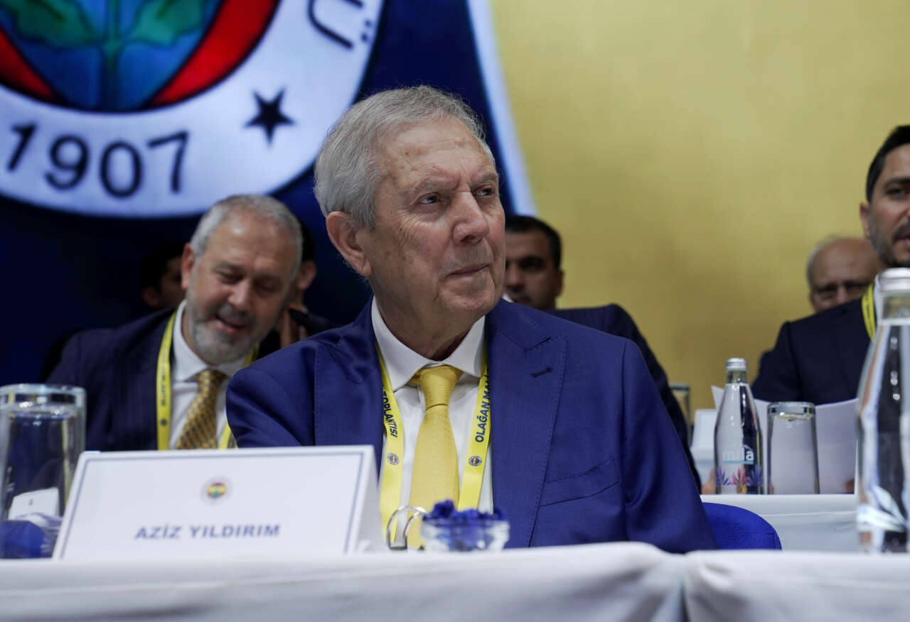Sadettin Saran Batrakov'la Leao'nun bonservisini tek bir yıldıza basmış! Aziz Yıldırım kalem kalem açıkladı 9