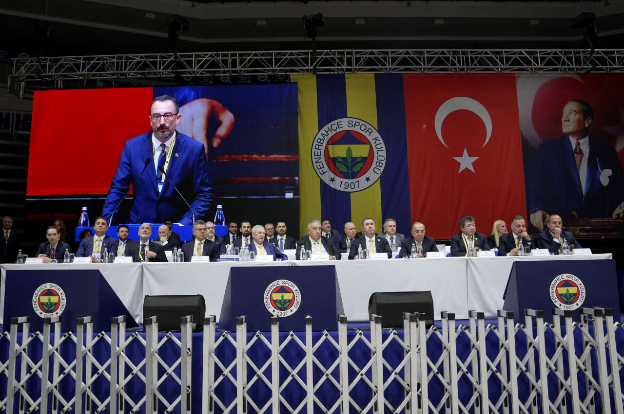 Sadettin Saran Batrakov'la Leao'nun bonservisini tek bir yıldıza basmış! Aziz Yıldırım kalem kalem açıkladı 8