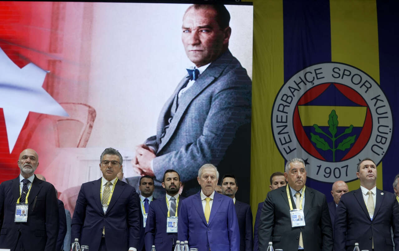 Sadettin Saran Batrakov'la Leao'nun bonservisini tek bir yıldıza basmış! Aziz Yıldırım kalem kalem açıkladı 4