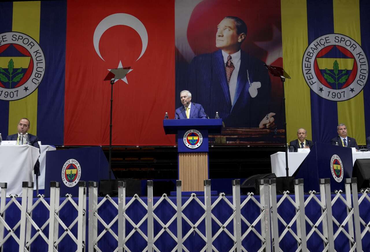 Sadettin Saran Batrakov'la Leao'nun bonservisini tek bir yıldıza basmış! Aziz Yıldırım kalem kalem açıkladı 3
