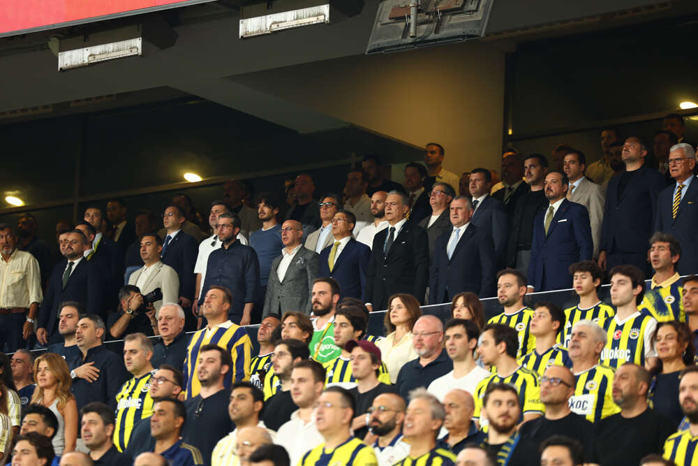Aziz Yıldırım Noa Lang ve Eljif Elmas'ın hocasıyla görüşmelere başladı: 15 milyon euro maaşı var 8