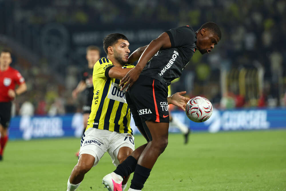 Aziz Yıldırım Noa Lang ve Eljif Elmas'ın hocasıyla görüşmelere başladı: 15 milyon euro maaşı var 3