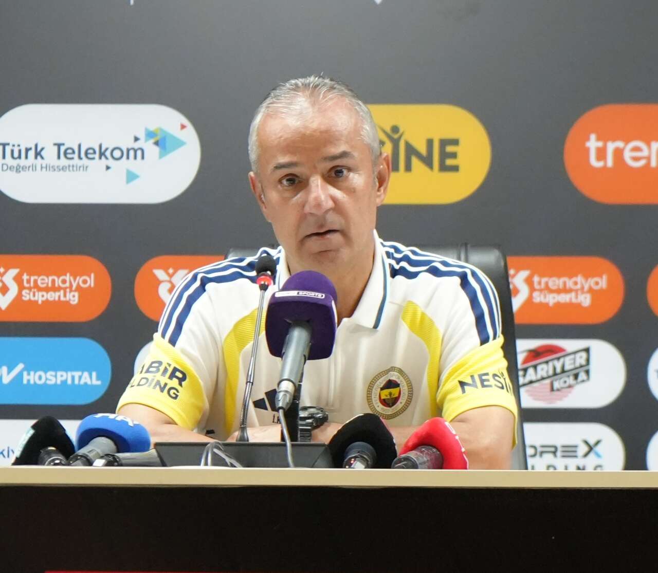 Aziz Yıldırım İsmail Kartal'ı 1 ay önce silmiş: Yeni teknik direktör Roma maçında olacak 6