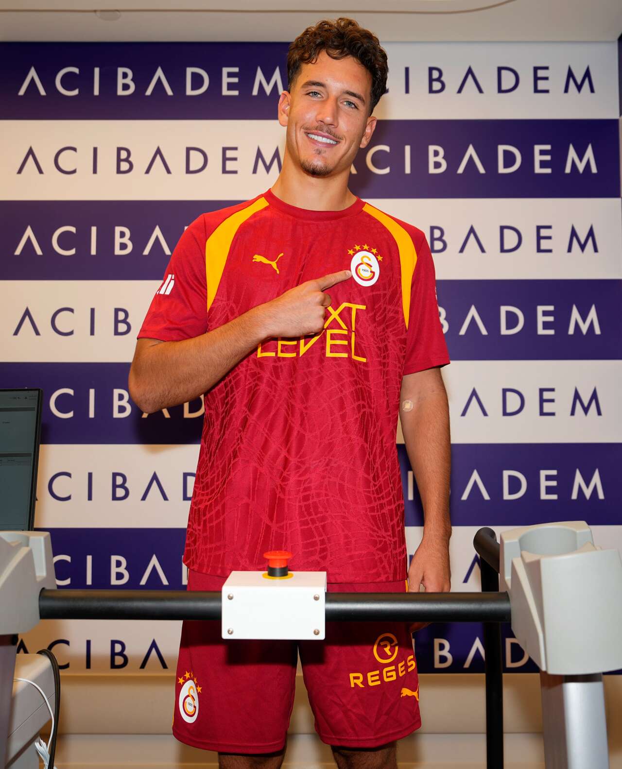 Dursun Özbek Salih Özcan ve Trossard'ın menajerinin kapısını çaldı: Son bir transfer 2