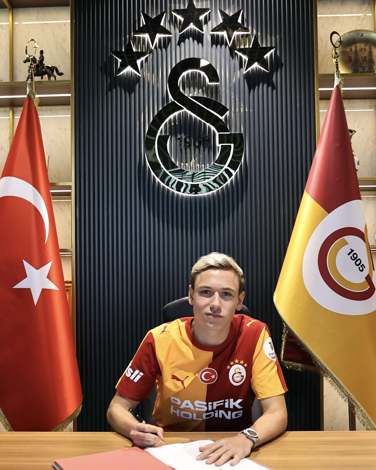 Dursun Özbek'i Fatih Terim'in 8 numarası kurtaracak: Alın Batrakov'u verin onu 2
