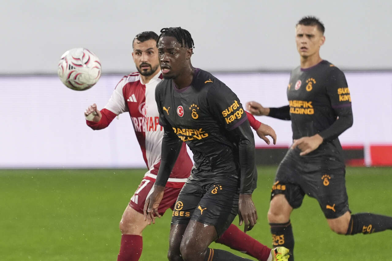 Galatasaray camiası çok şaşkın: Okan Buruk daha 1 maç oynatmadan kapıyı gösterdi 6