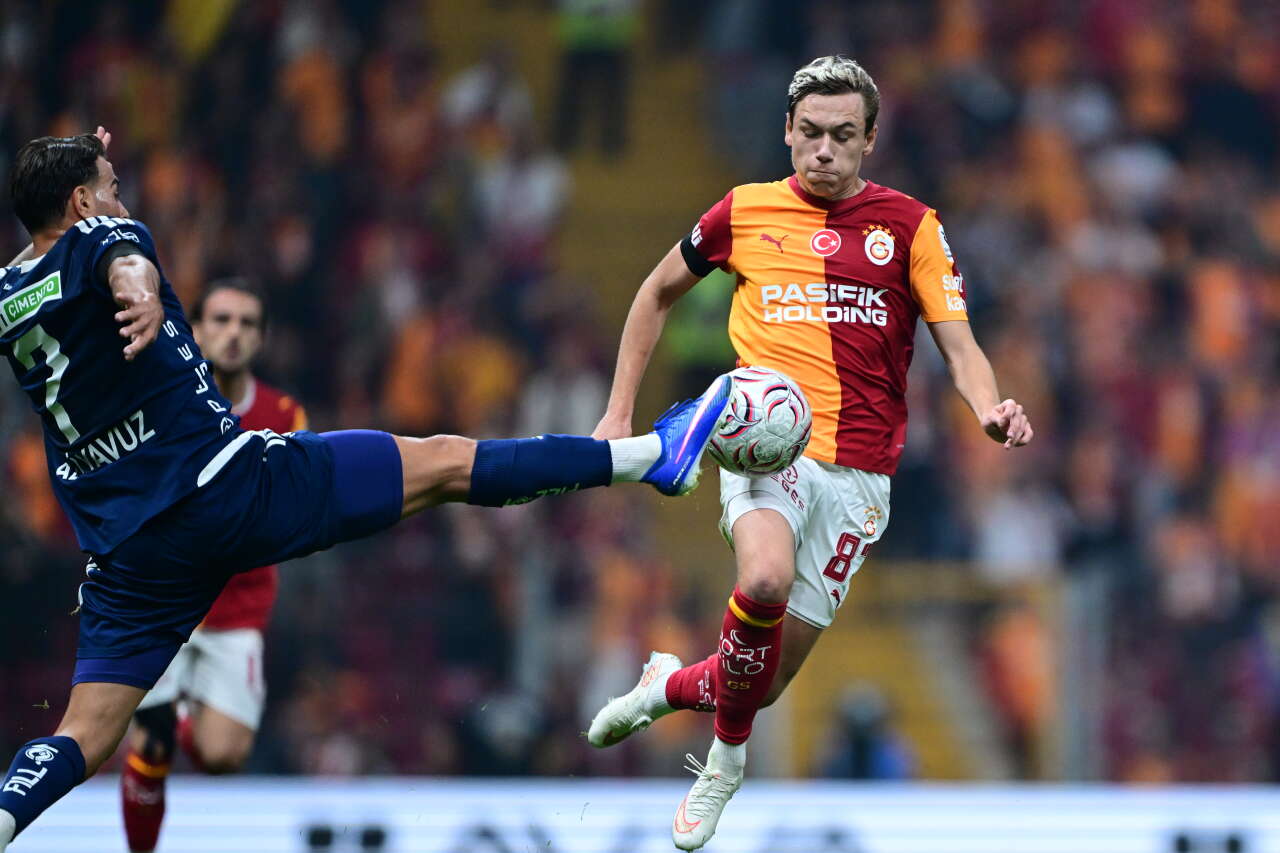 Montella yuhalattı Okan Buruk kral yaptı! 90'da atmasa Galatasaray ağır yara alacaktı 6