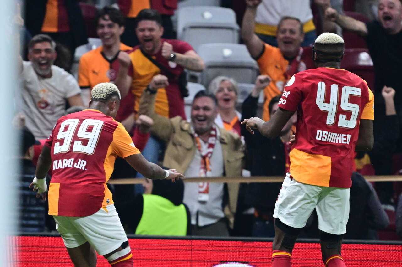 Montella yuhalattı Okan Buruk kral yaptı! 90'da atmasa Galatasaray ağır yara alacaktı 10