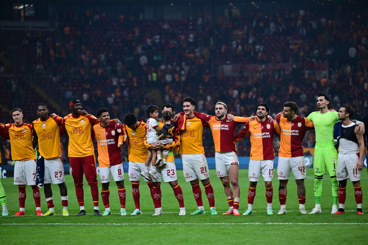 Montella yuhalattı Okan Buruk kral yaptı! 90'da atmasa Galatasaray ağır yara alacaktı 9