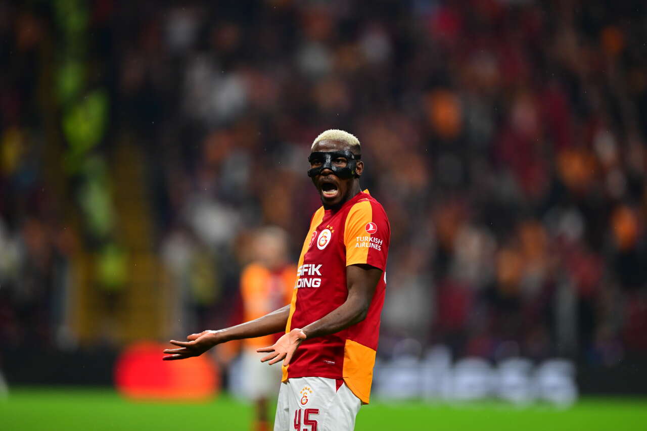 Galatasaray'da ortalık karıştı! Okan Buruk'u bıraktılar Dursun Özbek'i bombaladılar: Bu mağlubiyet senin yüzünden 2