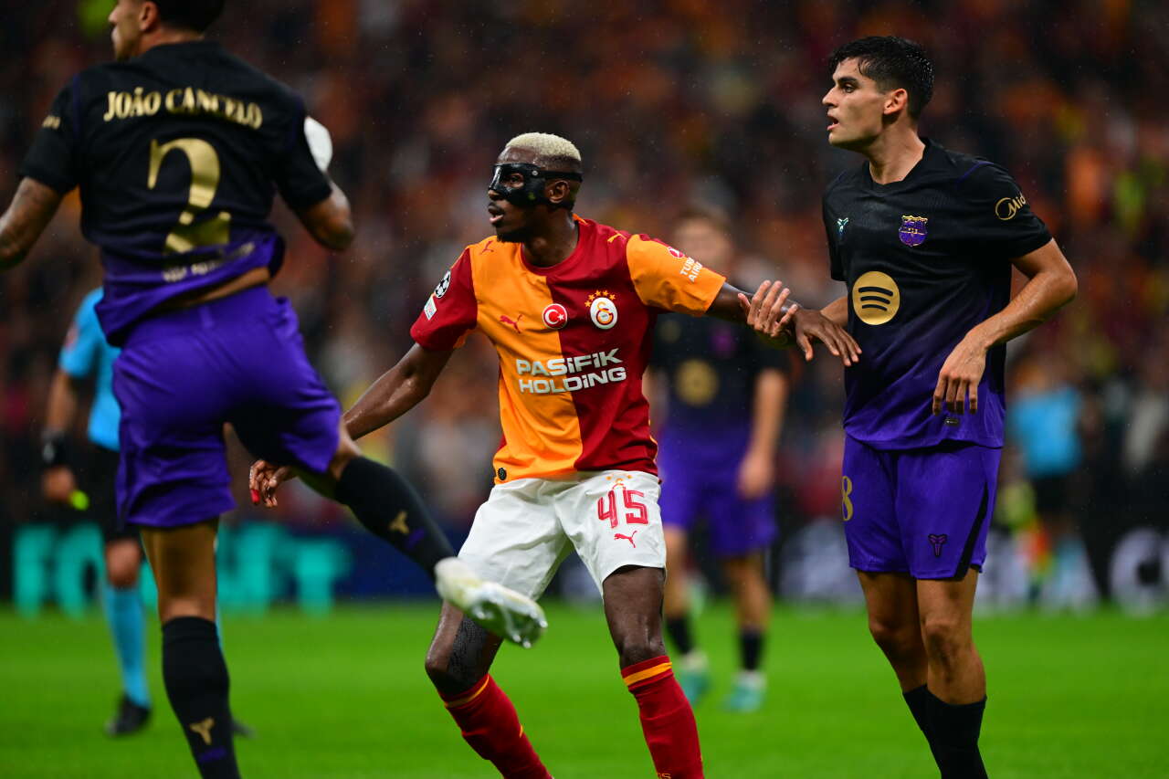 Galatasaray'da iki yıldız ortadan kayboldu! Dursun Özbek ant içti: Bunun sadakat primini ortadan kaldıracağım 5