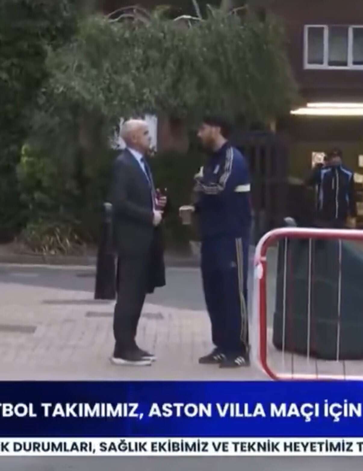 Fenerbahçe'nin yeni teknik direktörü belli oldu: Aziz Yıldırım Vincenzo Montella'yla anlaştı 2