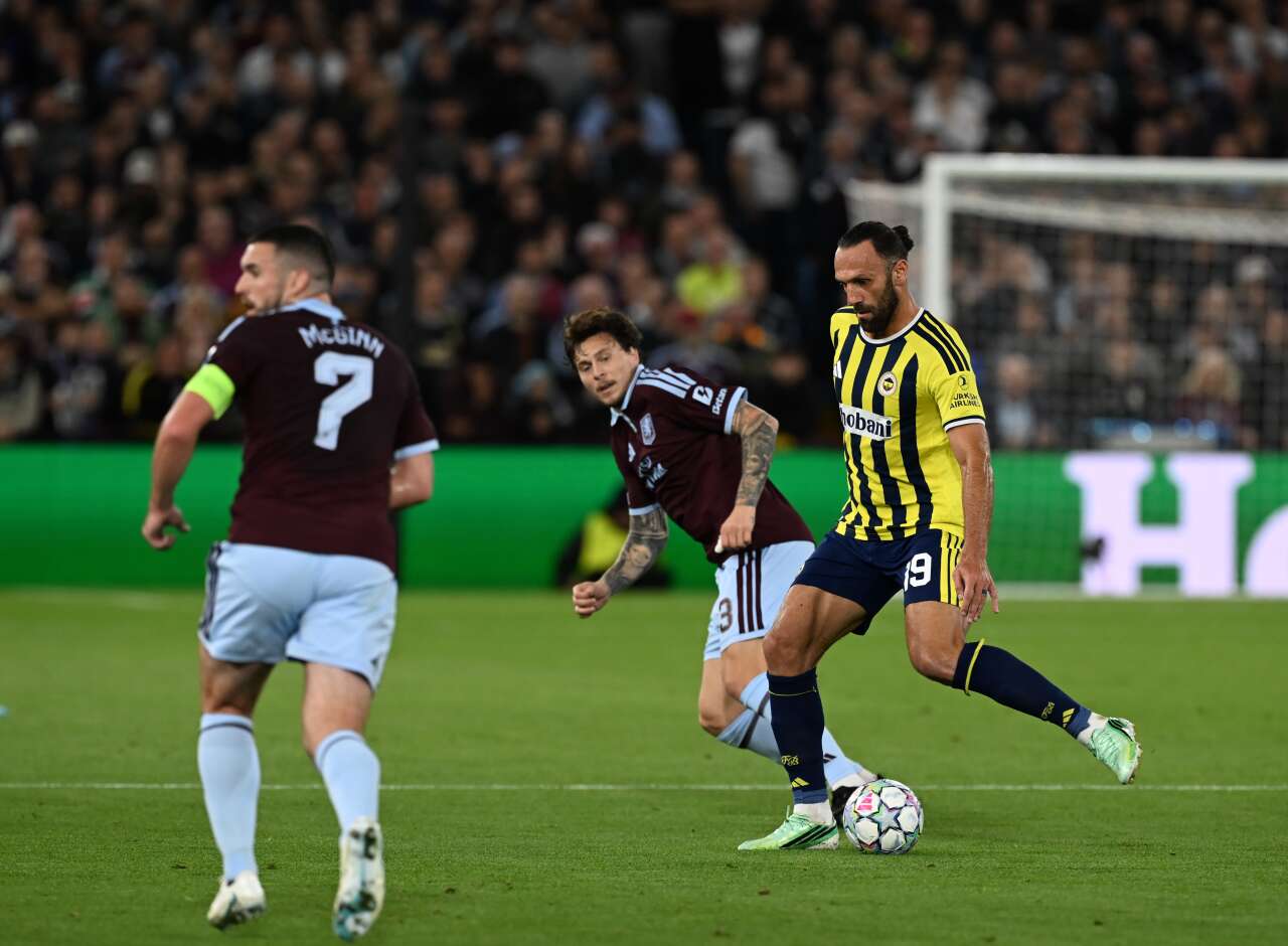 Aziz Yıldırım tarafını seçti! İsmail Kartal ve Asensio'dan 1'i iki hafta sonra gidecek 4