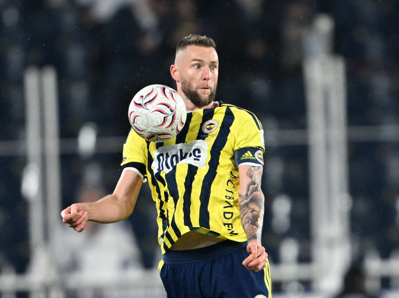 Aziz Yıldırım Fenerbahçe tarihinde olmayan bir şeyi yapacak: Ali Koç ve Sadettin Saran'ın bütün transferlerini yollayın 15