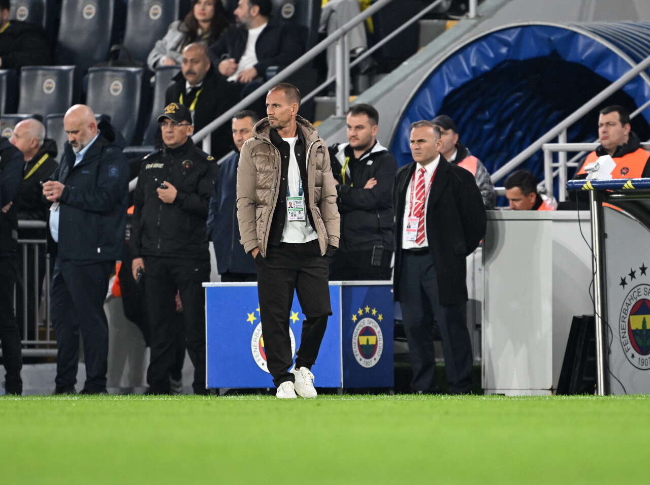 Aziz Yıldırım Fenerbahçe tarihinde olmayan bir şeyi yapacak: Ali Koç ve Sadettin Saran'ın bütün transferlerini yollayın 16