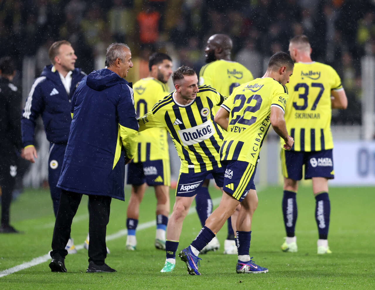 Aziz Yıldırım Fenerbahçe tarihinde olmayan bir şeyi yapacak: Ali Koç ve Sadettin Saran'ın bütün transferlerini yollayın 4