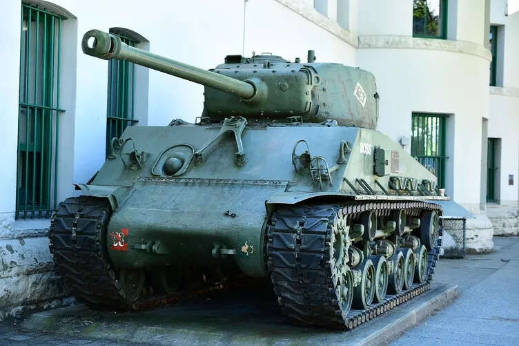 Dünyanın en güçlü savaş tankı filoları açıklandı! Türkiye birçok ülkeyi geride bıraktı: İşte o sıralama 4