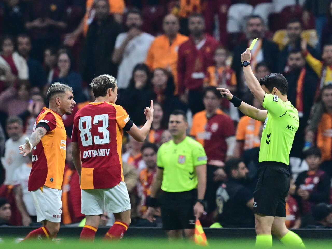 Galatasaray'da 184 maçta 11 gol 15 asist yapmıştı: Dursun Özbek'in elindeki yıldızı almaya ant içti 7