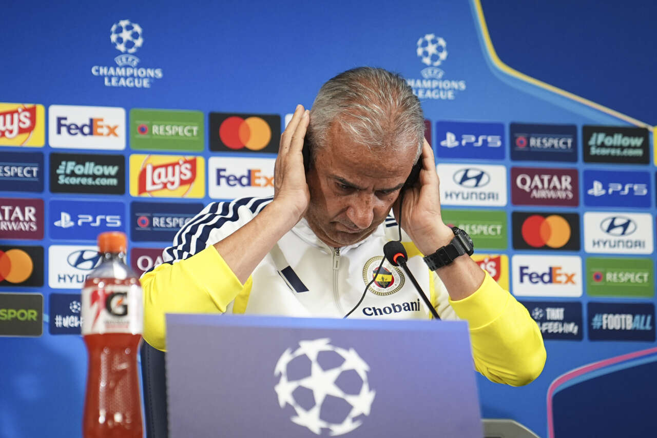 Aziz Yıldırım'a Aykut Kocaman'dan Fenerbahçe'yi şampiyon yapacak kadro: Merak etme başkan krizi çözeriz 11