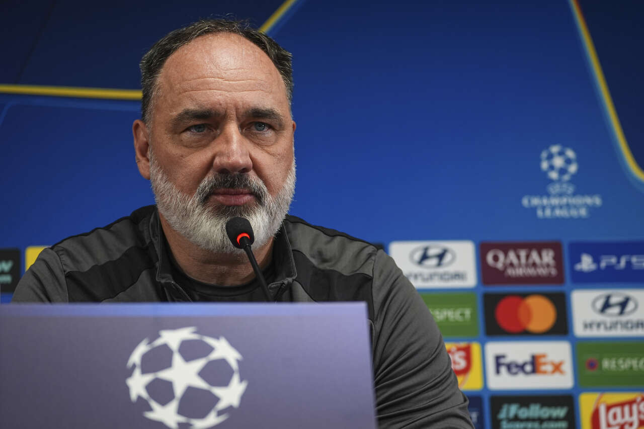 Fenerbahçe-Slavia Prag maçı öncesi kriz! İsmail Kartal'ın bütün planları bozuldu: Yıldız futbolcu kadro dışı bırakıldı 8