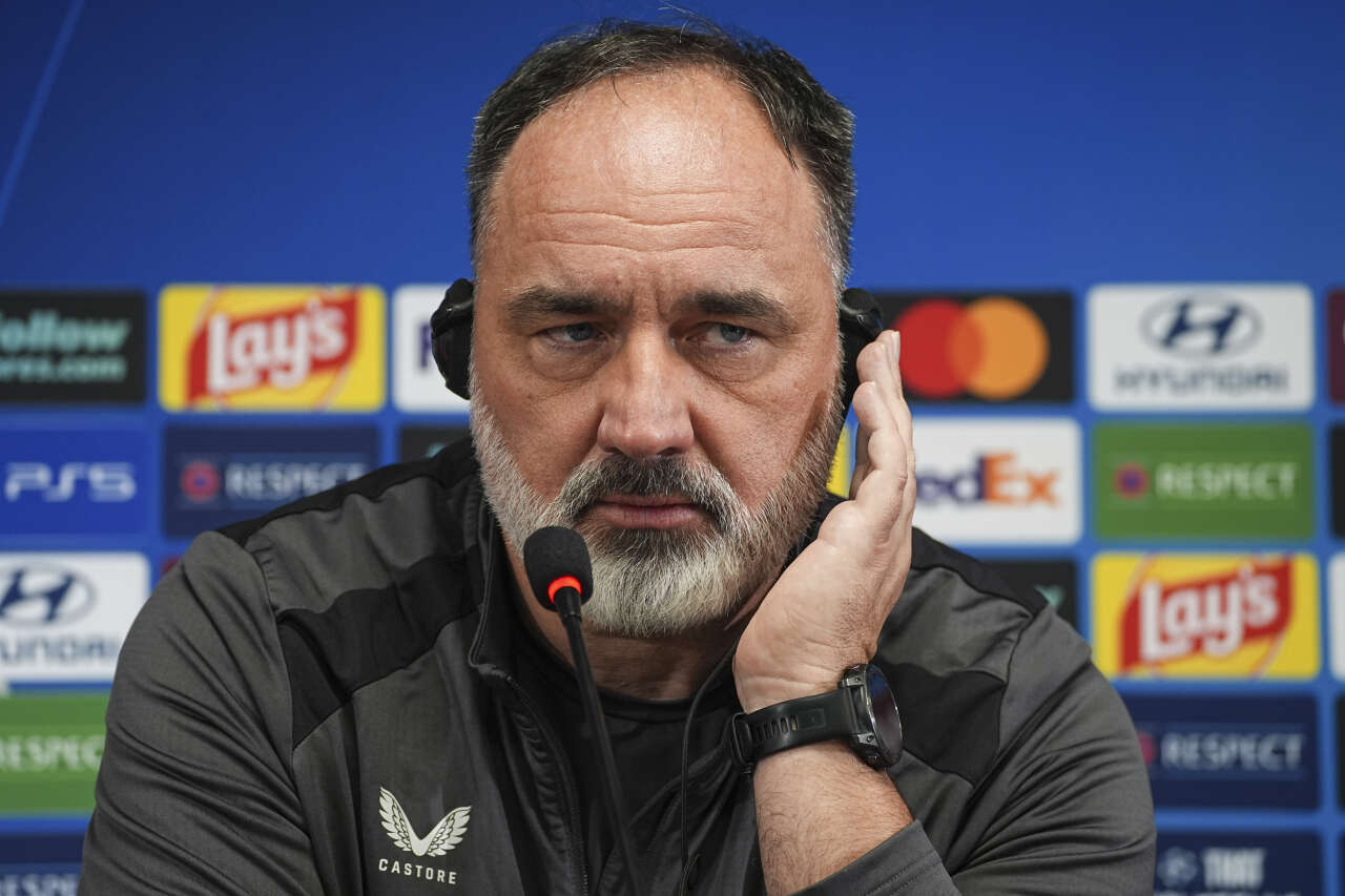 Fenerbahçe-Slavia Prag maçı öncesi kriz! İsmail Kartal'ın bütün planları bozuldu: Yıldız futbolcu kadro dışı bırakıldı 7