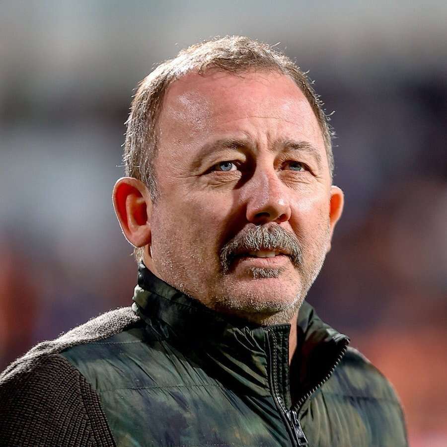 Fenerbahçe'de 9 maçta 0 çekmişti: Sergen Yalçın ilk hamlesini yapıyor! Yuhalanan yıldız milli takımda 13
