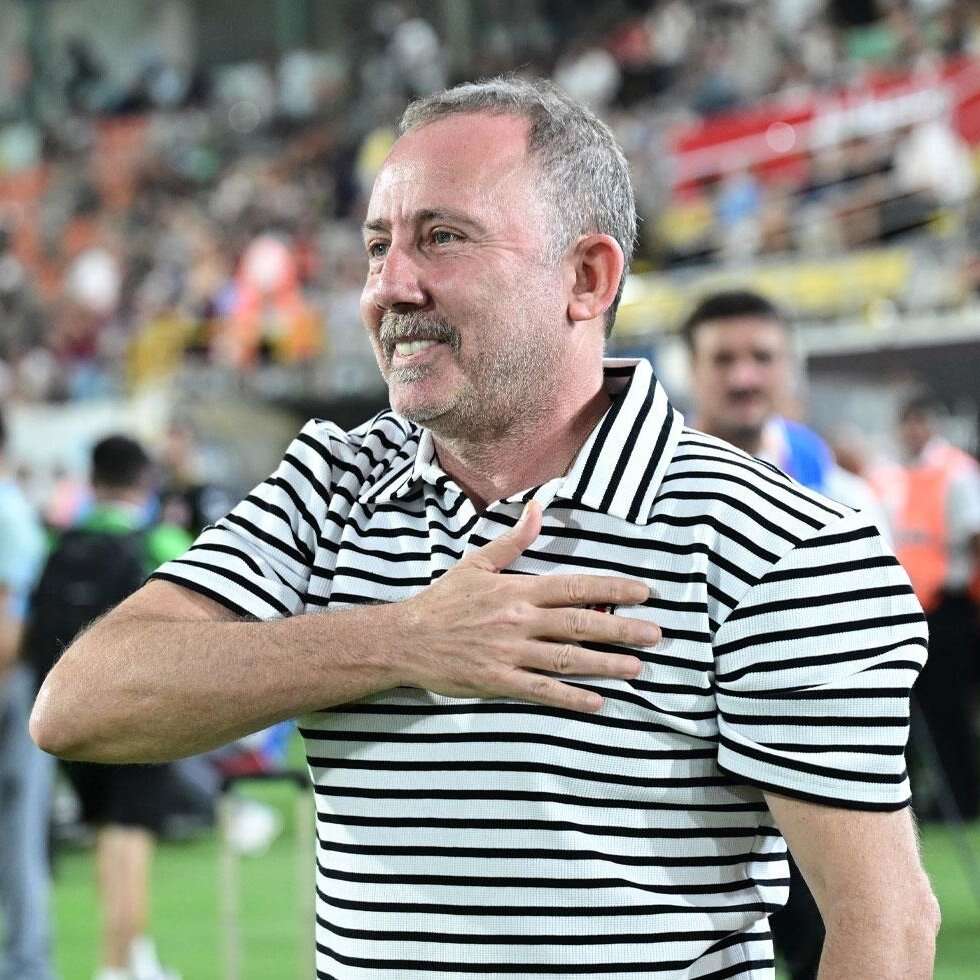 Fenerbahçe'de 9 maçta 0 çekmişti: Sergen Yalçın ilk hamlesini yapıyor! Yuhalanan yıldız milli takımda 12