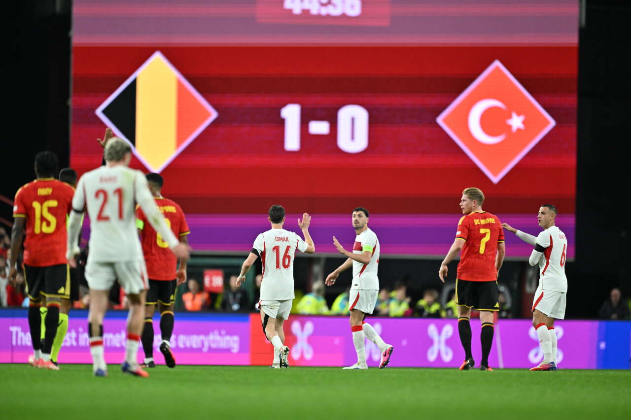 Aziz Yıldırım'ın yaşlı diye almadığı yıldız, milli takımı paramparça etti: Montella'yı uçağa almayın 5