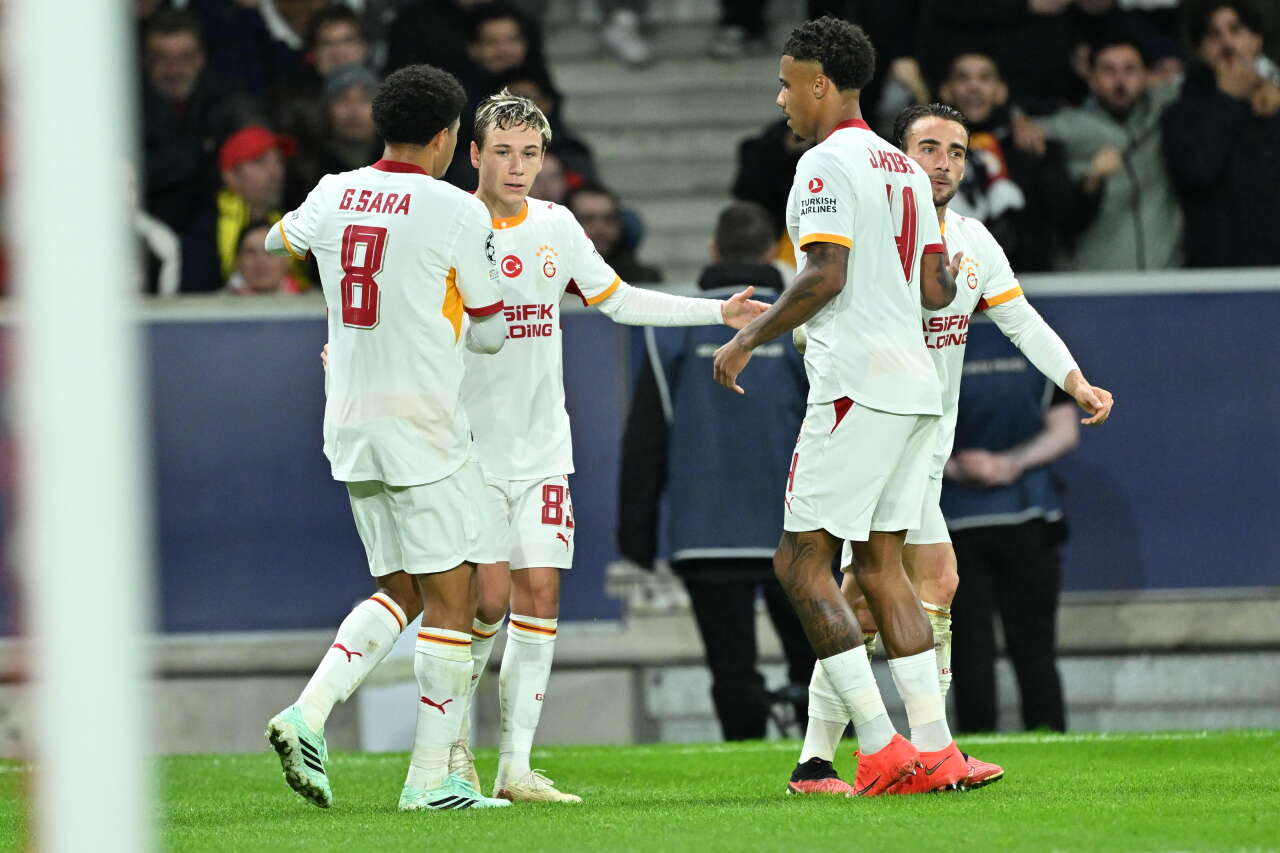 Dursun Özbek altın çocuğun sözleşmesine serbest kalır maddesi koymuş: Galatasaray'da 55 milyon euroluk ayrılık 7
