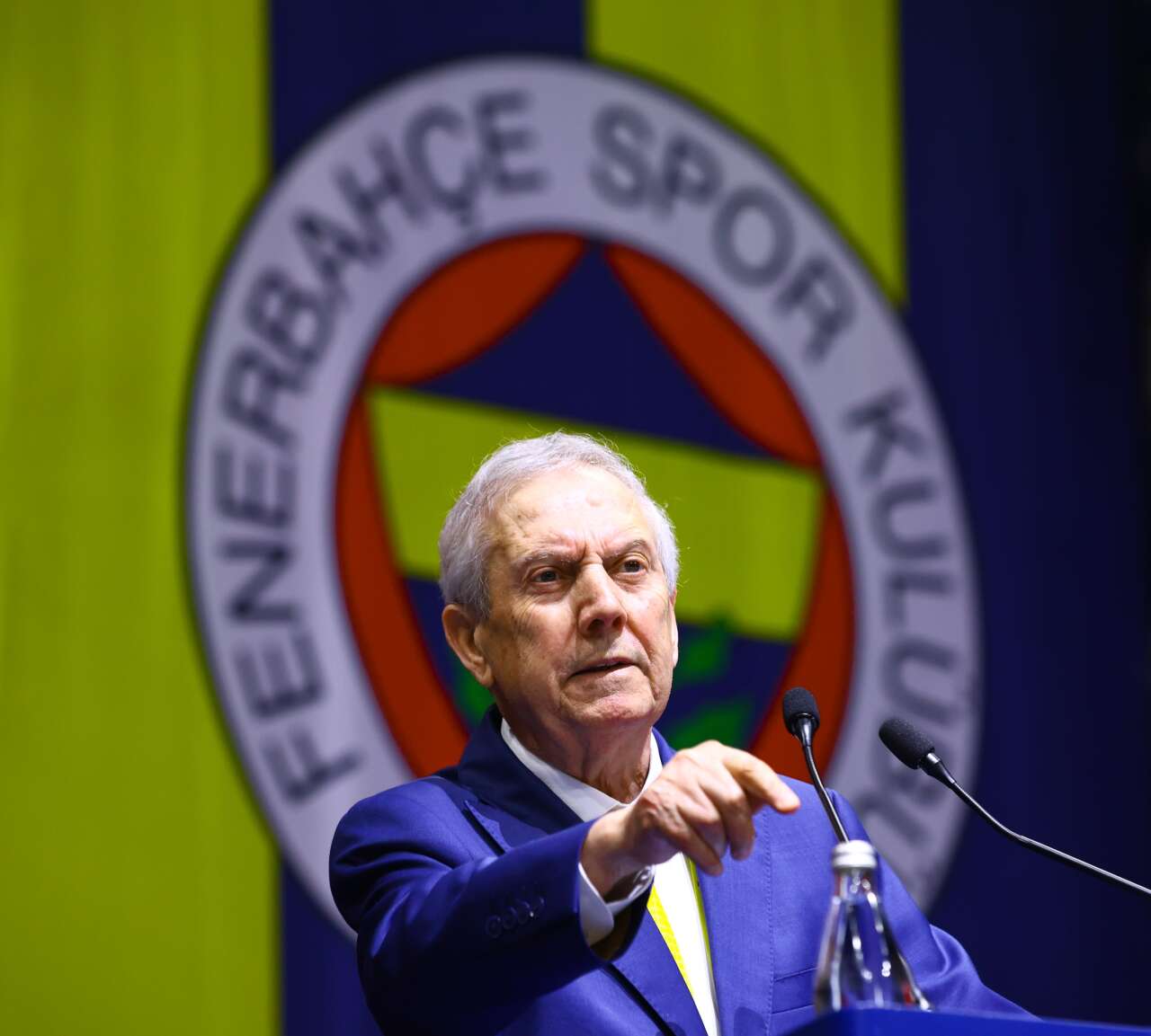 Aziz Yıldırım 85 milyon euroluk iki yıldızı küstürdü: İsmail Kartal Samandıra'daki ateşi söndürmeye çalışıyor 4
