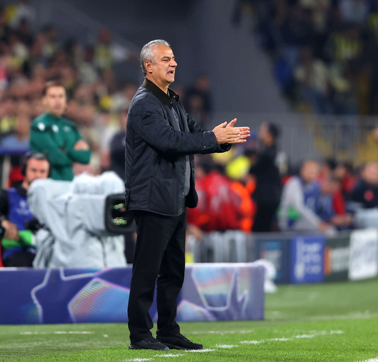 Aziz Yıldırım 39 milyon euroluk yıldızla baş edemiyor! İsmail Kartal çaresiz: Ben oynamıyorum hocam 7