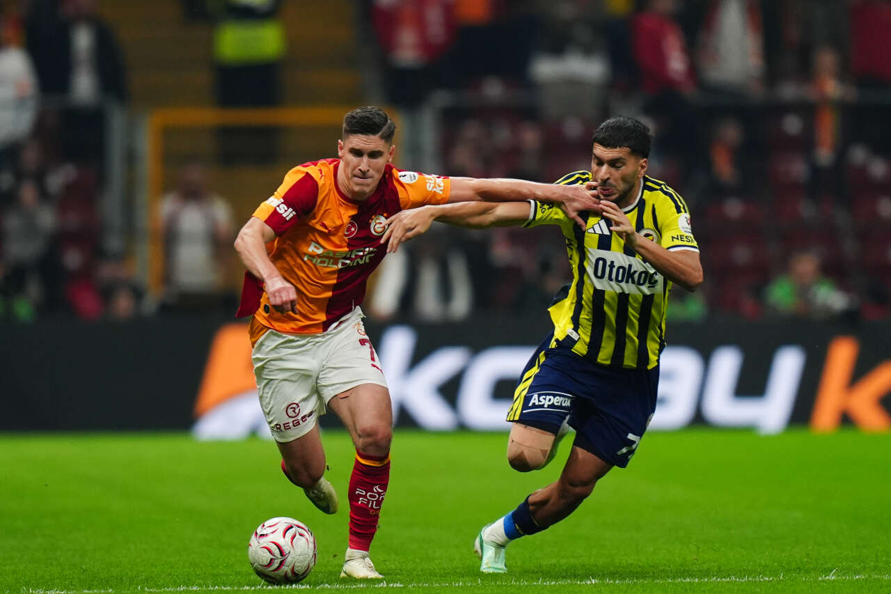 Dursun Özbek Okan Buruk'un başını yaktı: Galatasaray'da 55 milyon euroluk kriz, iki yıldız her şeyi mahvedecek 6
