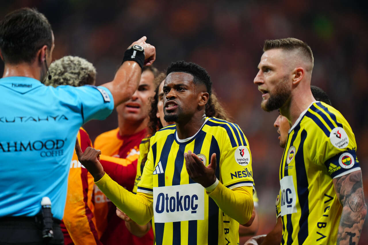 Dursun Özbek Okan Buruk'un başını yaktı: Galatasaray'da 55 milyon euroluk kriz, iki yıldız her şeyi mahvedecek 2