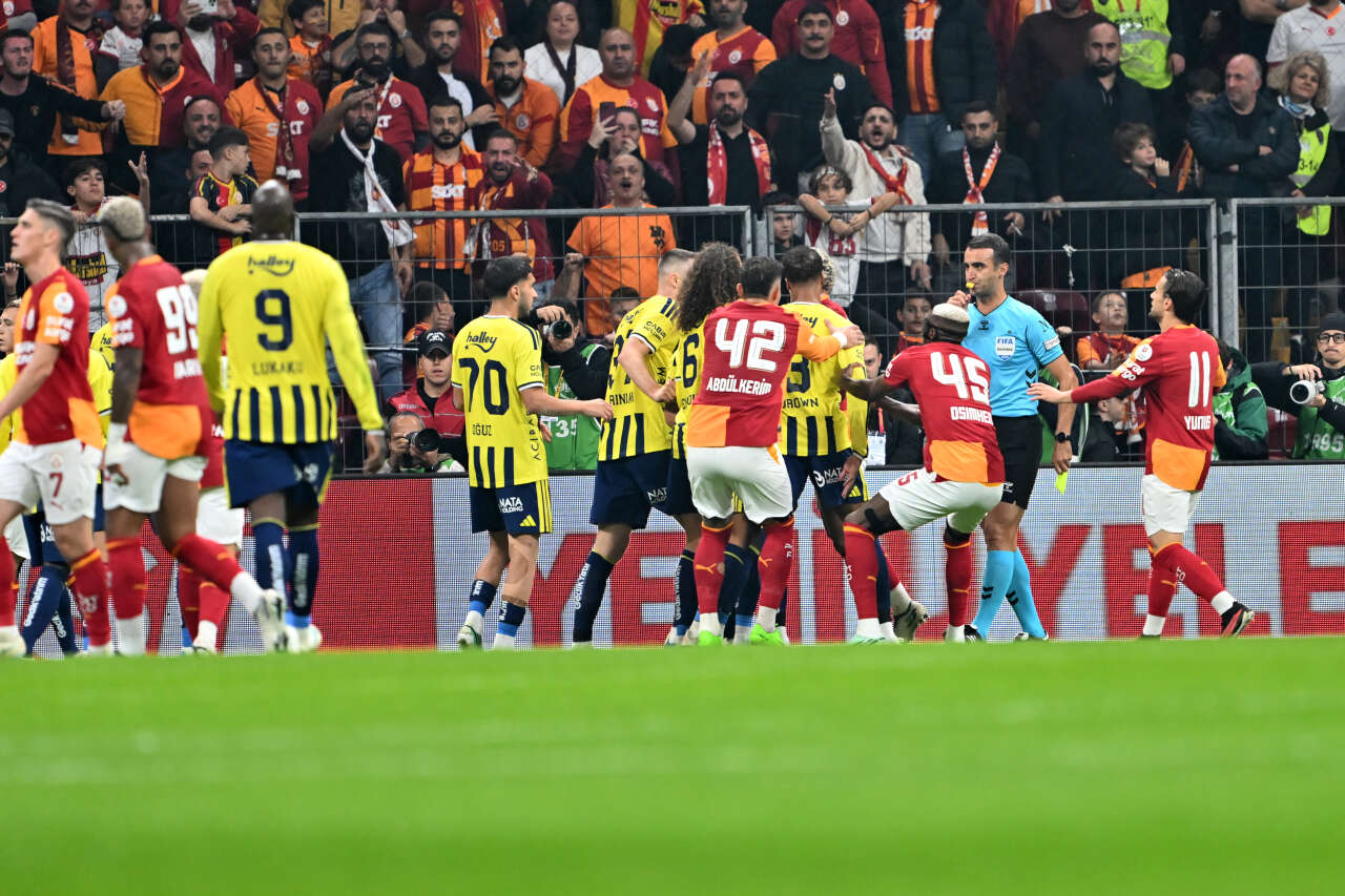 Aziz Yıldırım İsmail Kartal'ın istifasını bekliyor: Elindeki yıldızları mundar ettin, senin kurtarıcın Mert Hakan Yandaş mı? 6