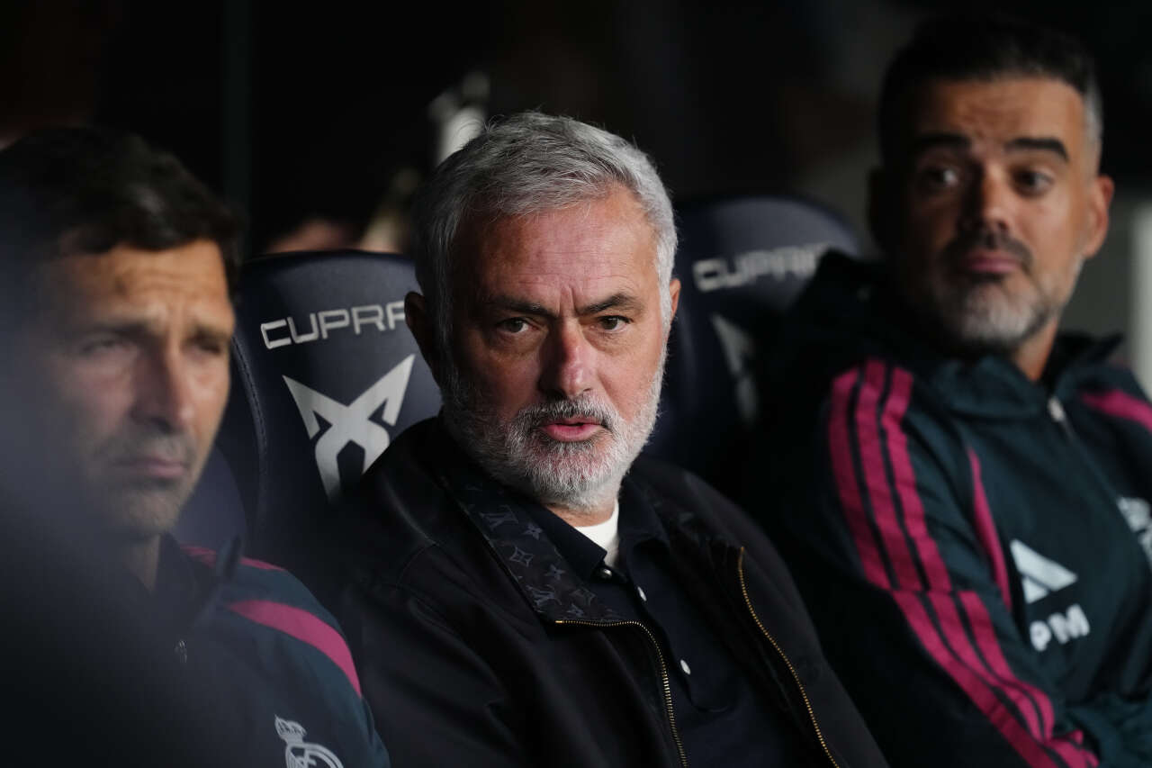 Arda Güler Jose Mourinho'yu fırlatıp attı: Real Madrid muhabiri duyurdu, soluğu havalimanında aldılar! 8
