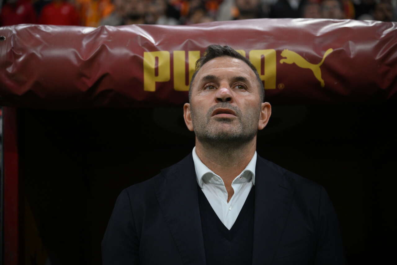 Galatasaray'da yeni transfer 1 maç oynamadan kadro dışı kaldı: Okan Buruk yüzünü görmek bile istemiyor, 28 milyon euroluk yıldız ocakta gidiyor! 2
