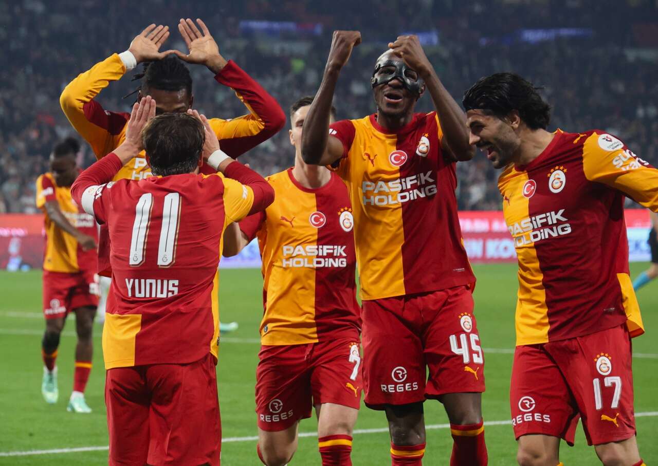 4-0'ın ardından Galatasaray'da ayrılık: 1 gol attı ama 'gamsız' tepkisi aldı, Okan Buruk onu Portekiz çetesinin yanına göndersin! 12