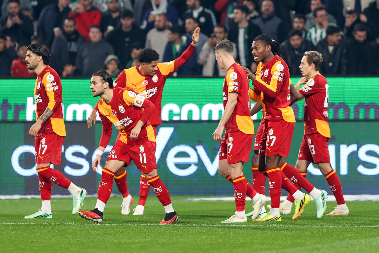 Victor Osimhen'i Süper Lig'den men edin: Allah kahretsin ya bunu nasıl yaptın, Dursun Özbek'e 200 milyon euro verin bu ligi kapatın! 6