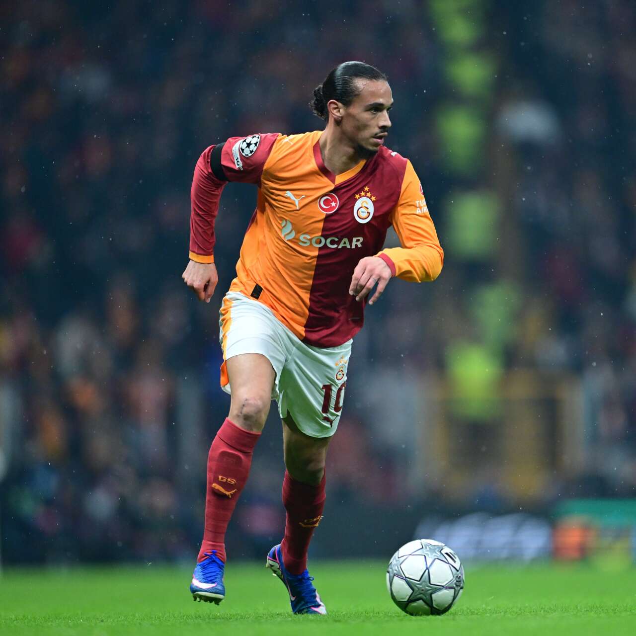 Dursun Özbek Van Persie'nin 35 milyon euroluk kanat forvetini 1 kenara yazdı 4