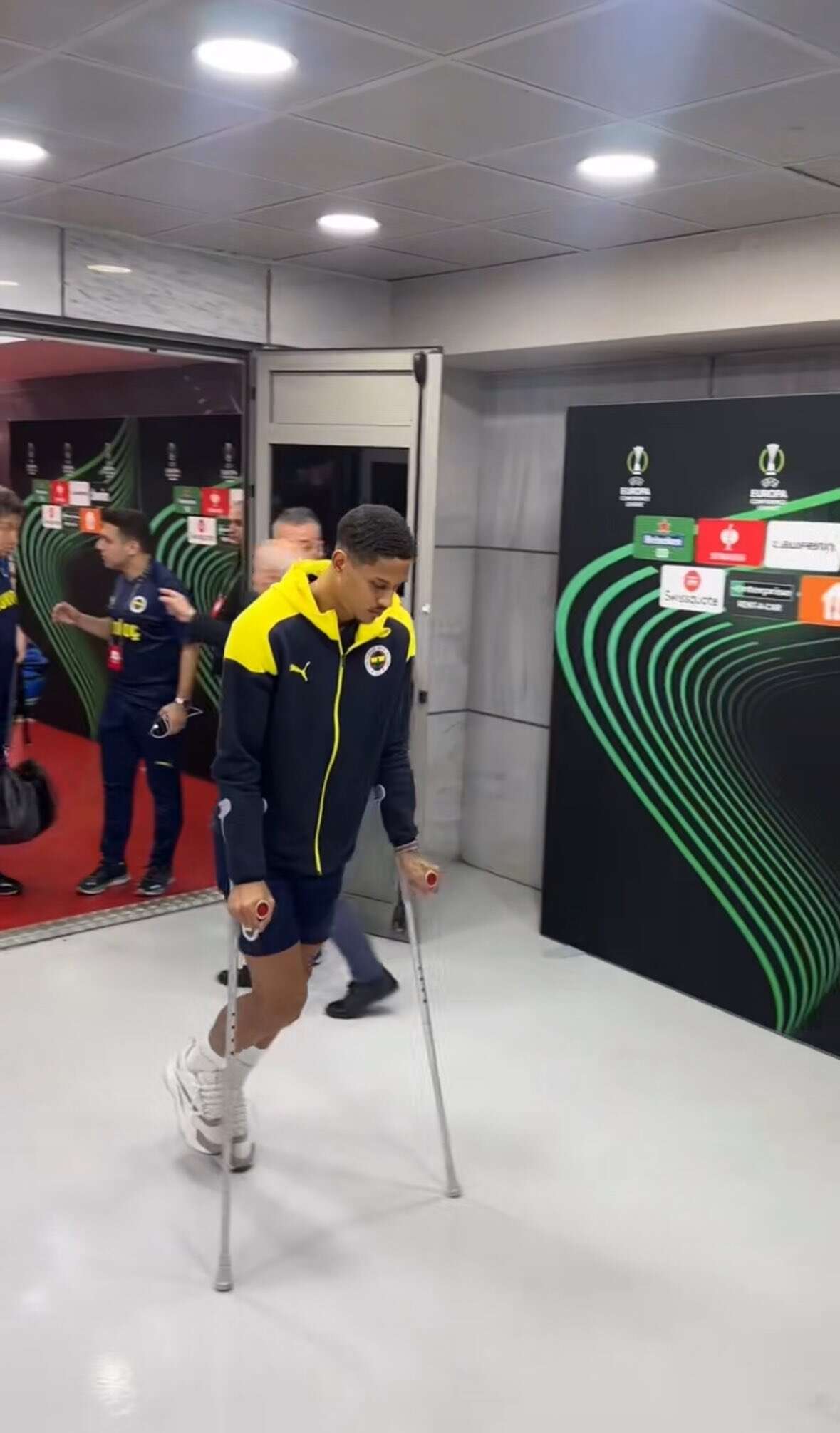 Ali Koç transfer ettiğinde 'nereden aldınız bunu?' diyorlardı! Aziz Yıldırım 18 milyon euroya satıyor 6