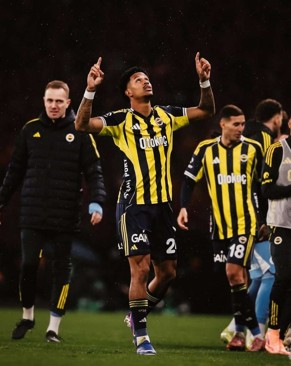 Ali Koç transfer ettiğinde 'nereden aldınız bunu?' diyorlardı! Aziz Yıldırım 18 milyon euroya satıyor 5