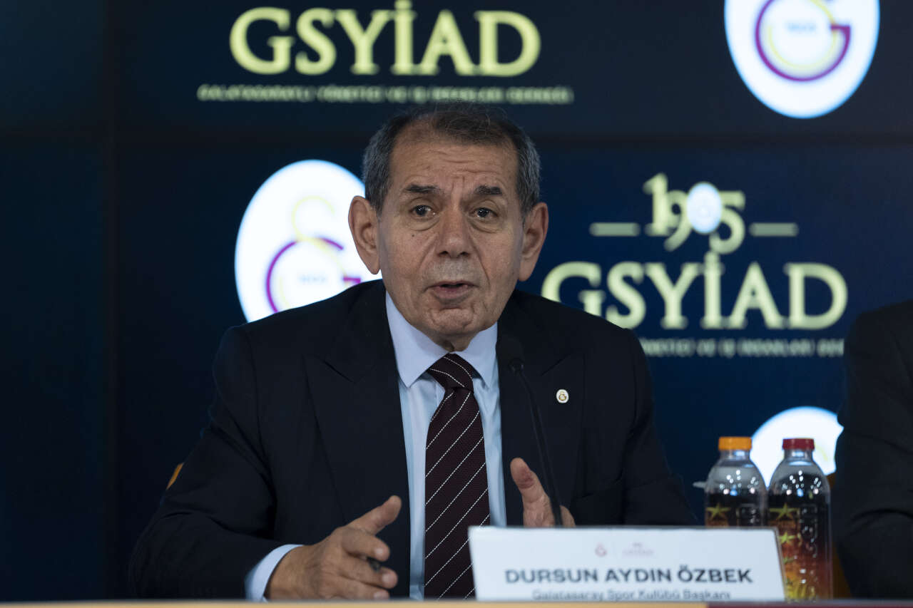 Galatasaray'da 2 dakika oynadı Okan Buruk eşyalarını toplattı: 4 yıllık macera sona erdi 7